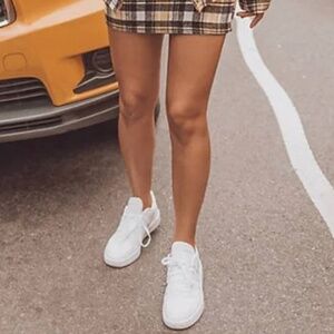 adidas hoops trainers 🌼